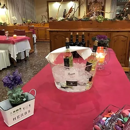 Les Torres Hotel