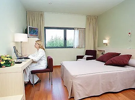 Otel Les Torres 3*
